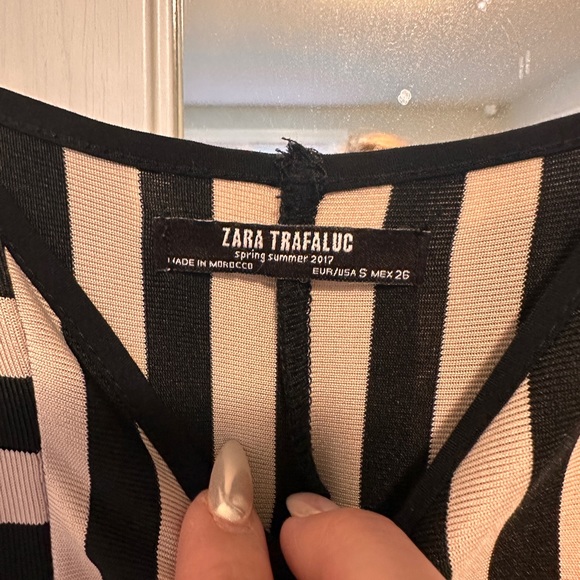 Zara assymetrical mid length dress - Picture 2 of 3